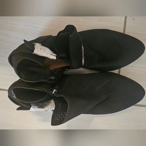 NWT Torrid Blk Side Buckle Perf Booties (size 12)
